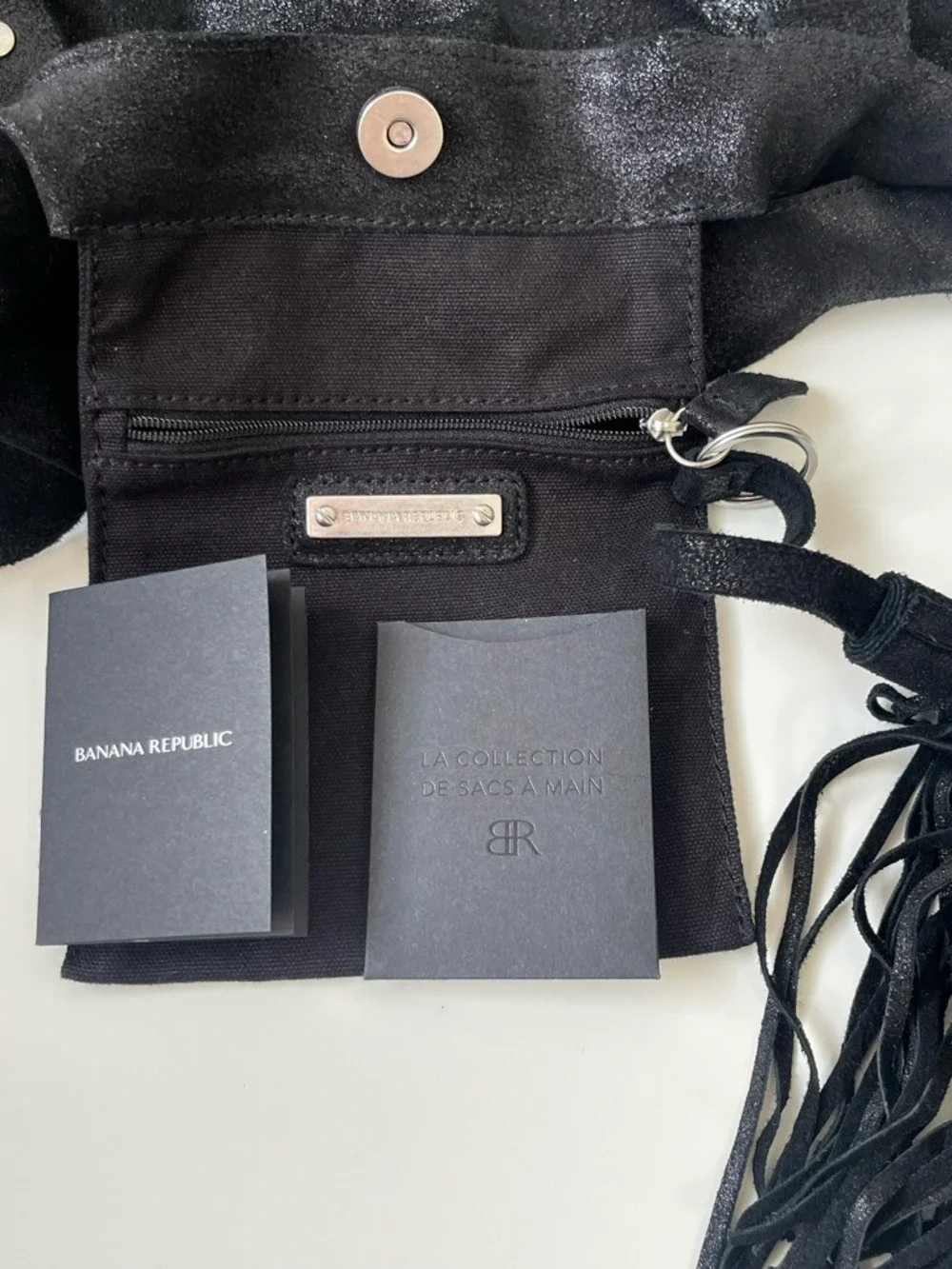 BANANA REPUBLIC Women Black Shimmer Leather Suede Tassel Tote Y2K 2010 - Picture 7 of 10